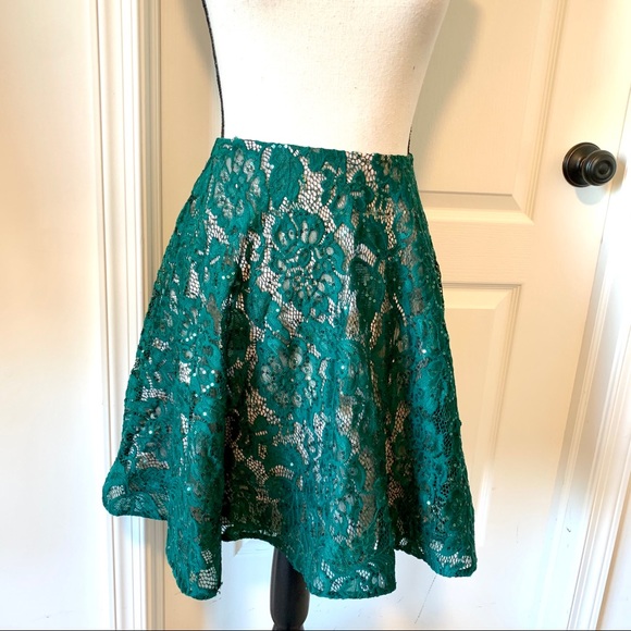 MY MICHELLE Sequin Layered Circle Skirt—SZ. 13 - Picture 4 of 16